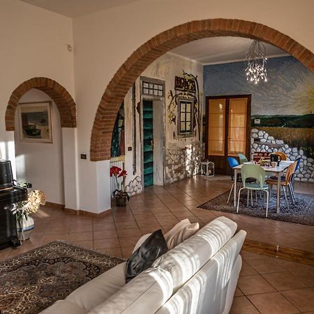 B&B La Serra ซานมีเนียโต ภายนอก รูปภาพ