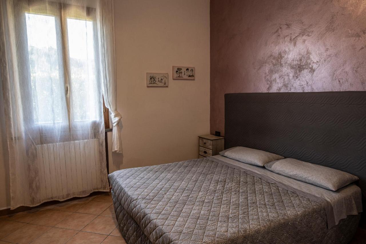 B&B La Serra ซานมีเนียโต ภายนอก รูปภาพ