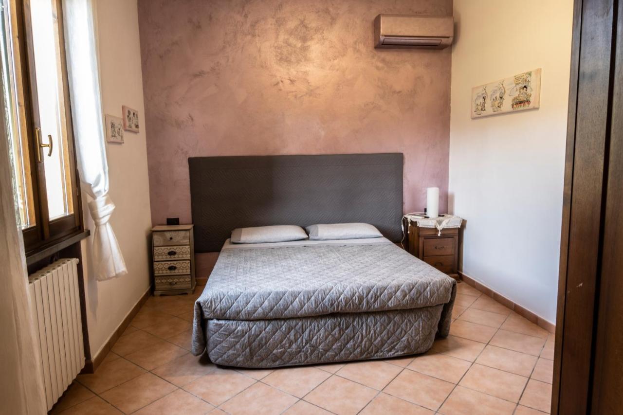 B&B La Serra ซานมีเนียโต ภายนอก รูปภาพ